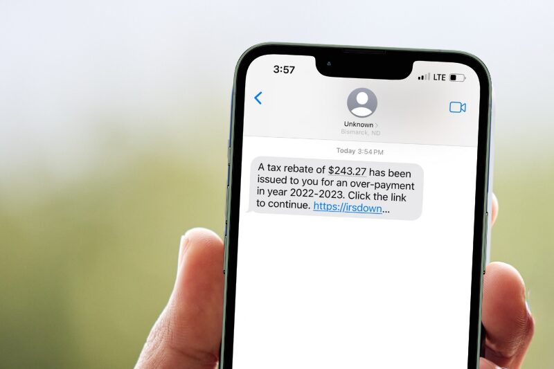 iPhone showing tax rebate message scam